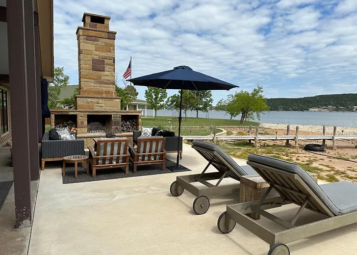 Waterfront Possum Kingdom Lake Family Home