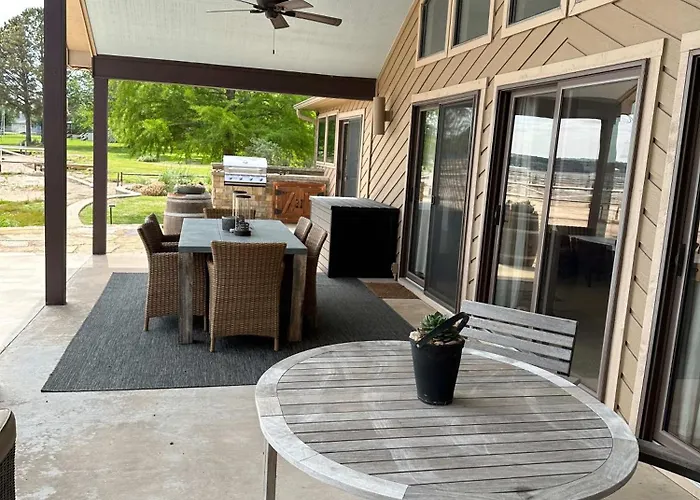 Waterfront Possum Kingdom Lake Family Home