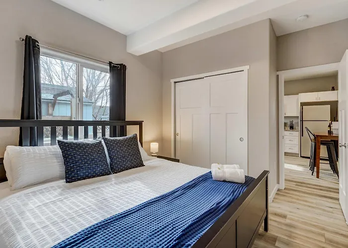 Parkside Ridge Cozy Escape W Hot Tub & Views