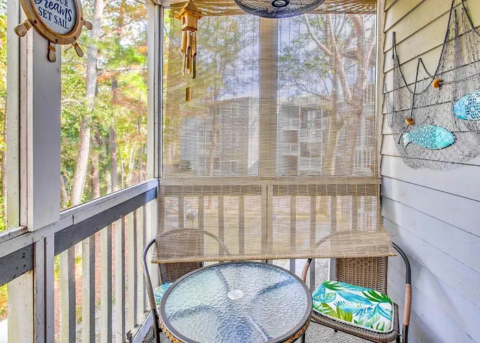 Calabash Condo: Close To Coast & Fishing