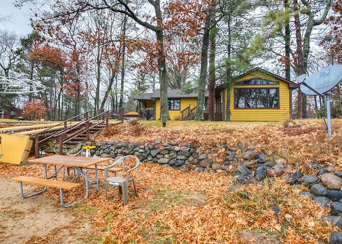 Scenic Cabin W/ Private Beach In Crosslake!