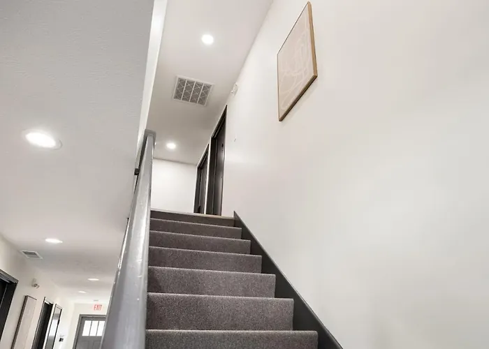The Silo 6 - 1Bd Modern Abode