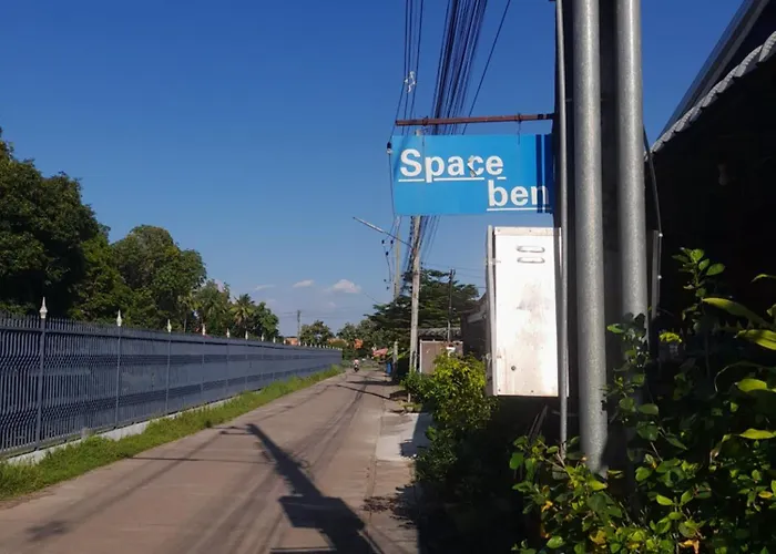 Space Ben Guest House @ Muangkao