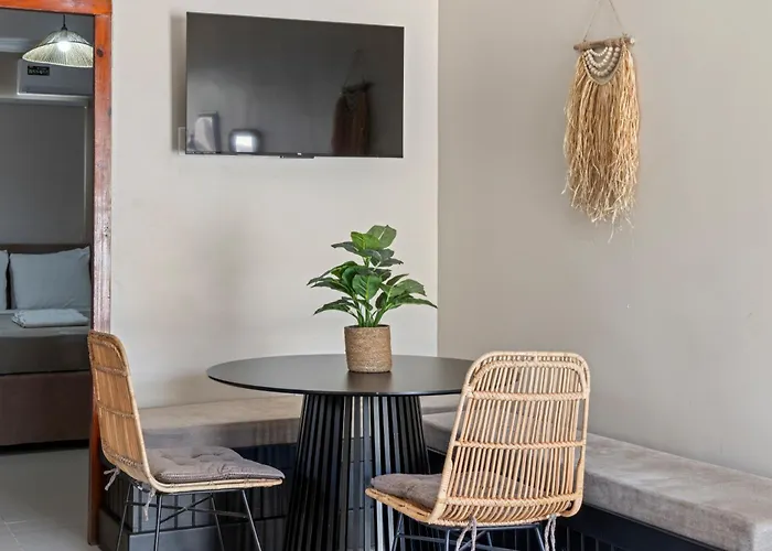 Curadise Living