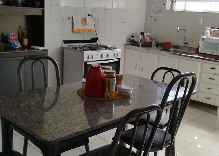 Quarto econômico