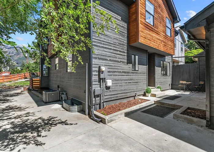 Designer Home 20 Mins To Skiing & Slc Downtown