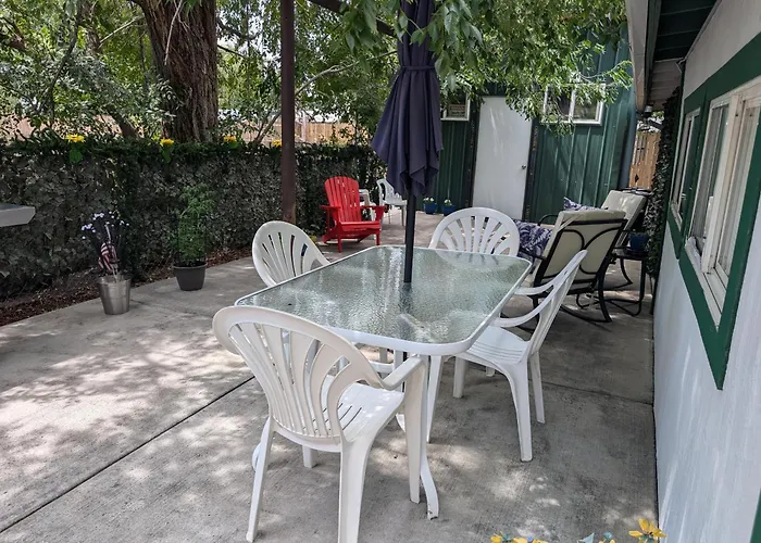 Ag House, Recreaters,Work Remote, Surgery, Healing Ada, Pets, Parking