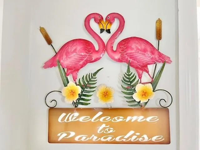 Flamingo Cottage 2 Bedroom