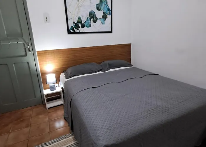 Quarto econômico 25 de agosto
