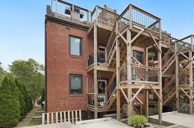 Cozy Old Town Apartment