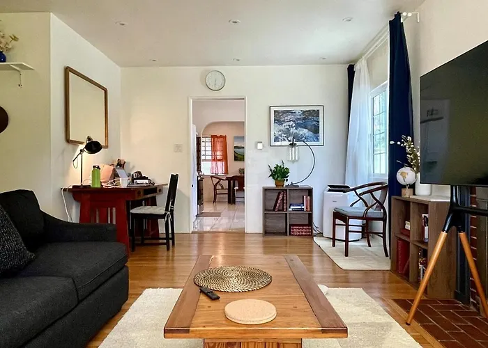 Pasadena Quiet Gem With Fiber Internet Wifi And Workspace