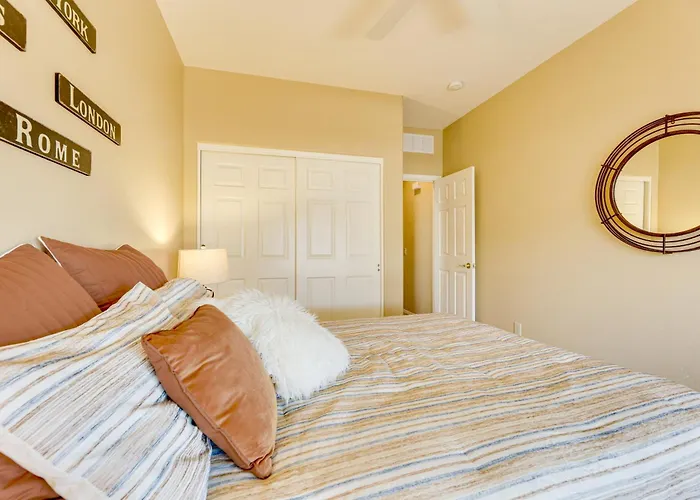 Pool Access: Oakwood Home In Sun Lakes