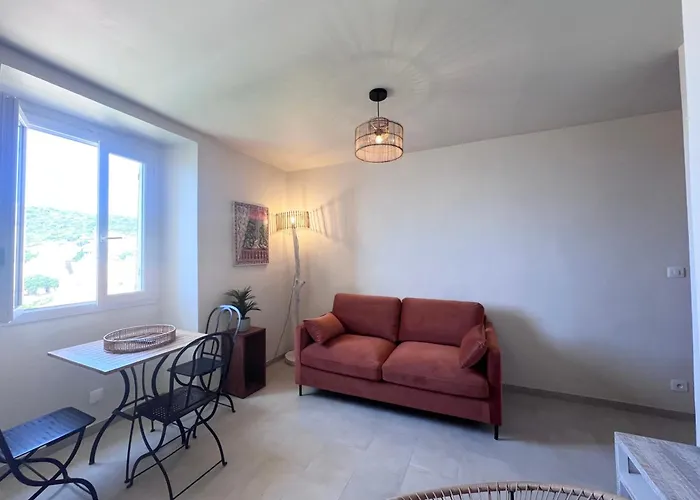 55M2 De Charme - Vue Exceptionnelle Eglises & Mer