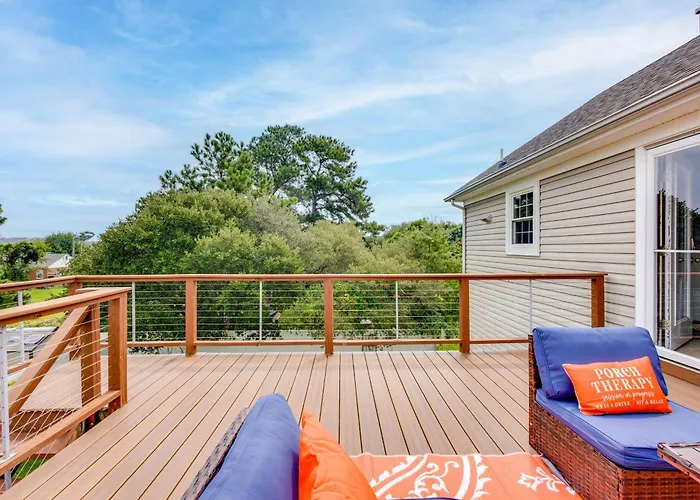 Walk To East Beach: Apt W/ Outdoor Space