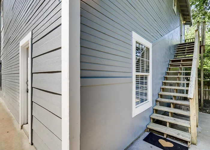 1 Mi To Downtown & Shopping: Quiet Brenham Home