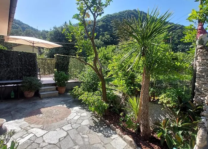 La Casa Dei Nonni, Un Angolo Di Verde A 5 Minuti Dal Mare