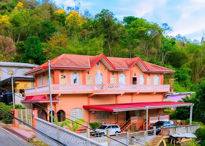 Carolyn'S View Guesthouse