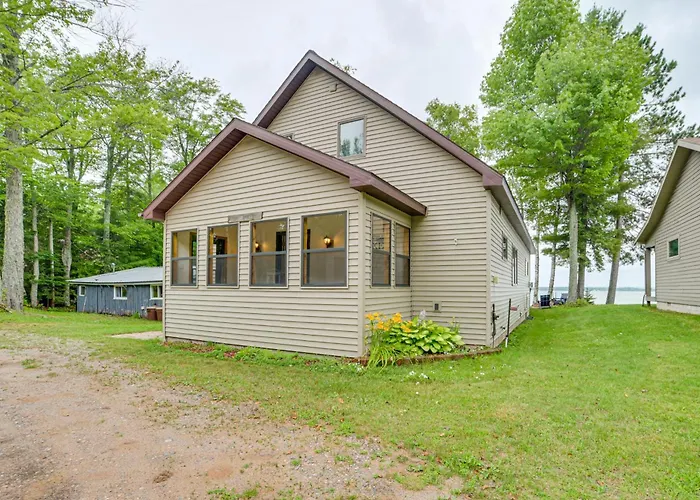< 2 Mi To Brimley State Park: Lake Superior Home