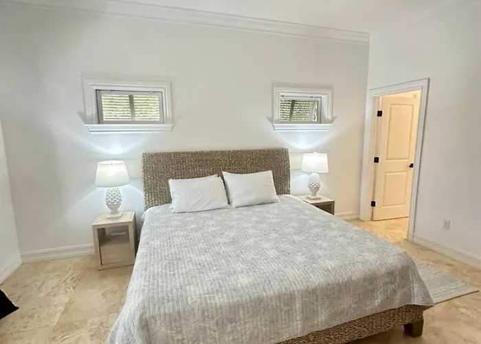 Seabreeze Villa