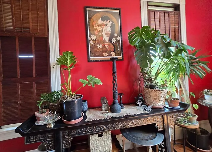 Charming Unique Themed Victorian Elegance