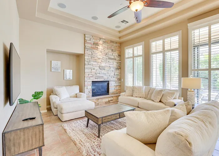 Poolside Dining! Family Home 5 Mi To Goodyear