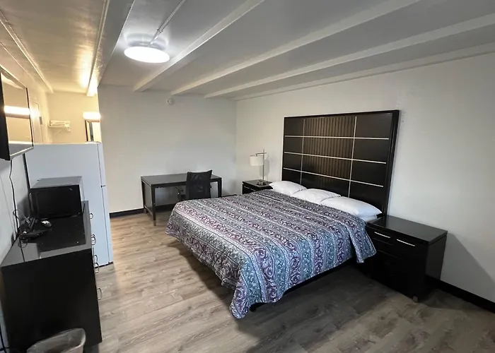 Economy Inn