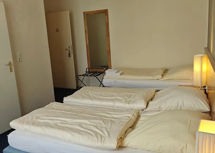 Hotel Flora