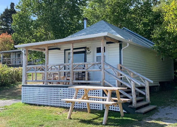 Au Pic De L'Aurore Motel-Chalets