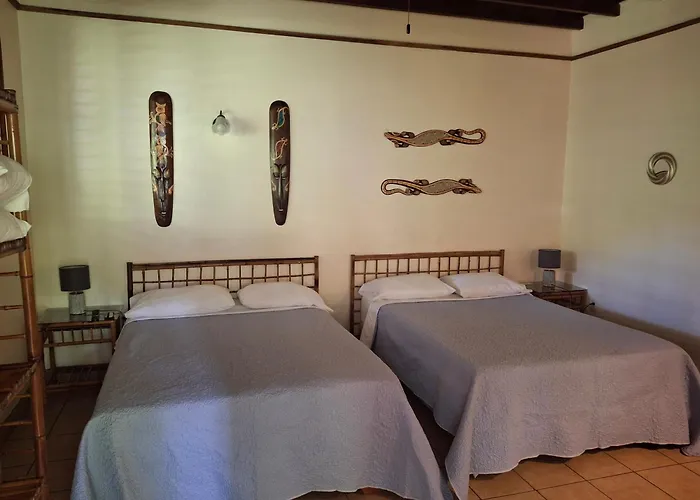 Playa Negra Guesthouse