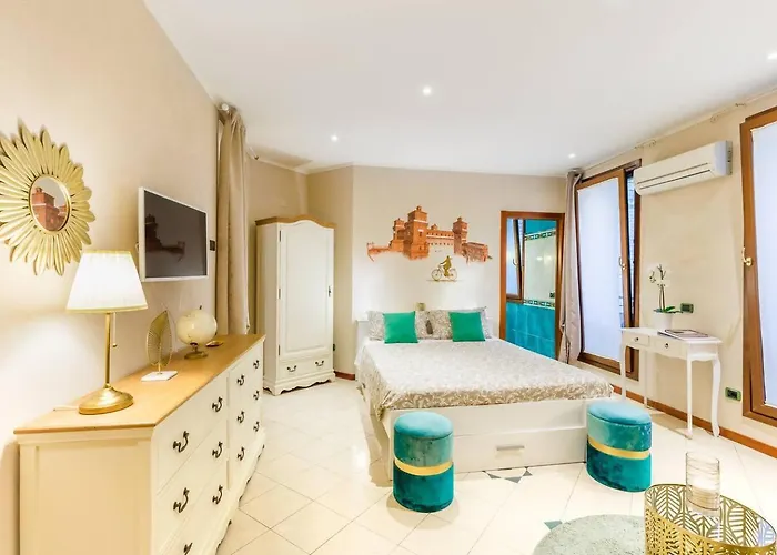A Due Passi Dal Castello By Estense Collection