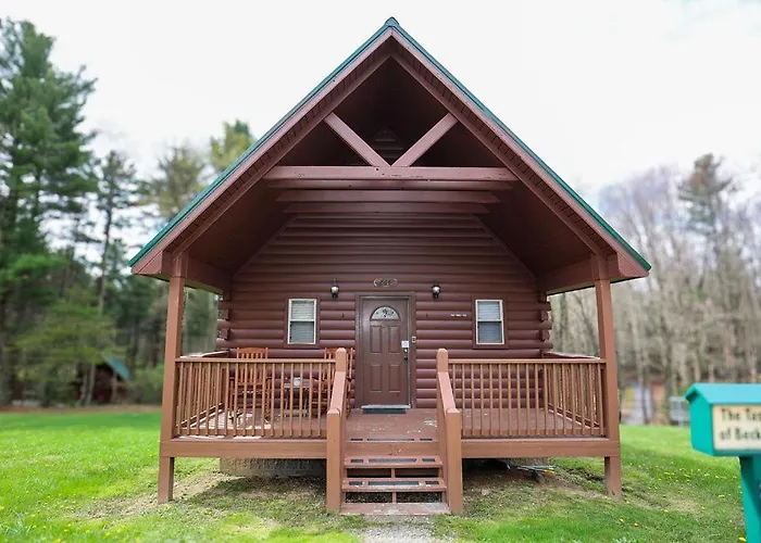 The Cabins At Pine Haven - Beckley