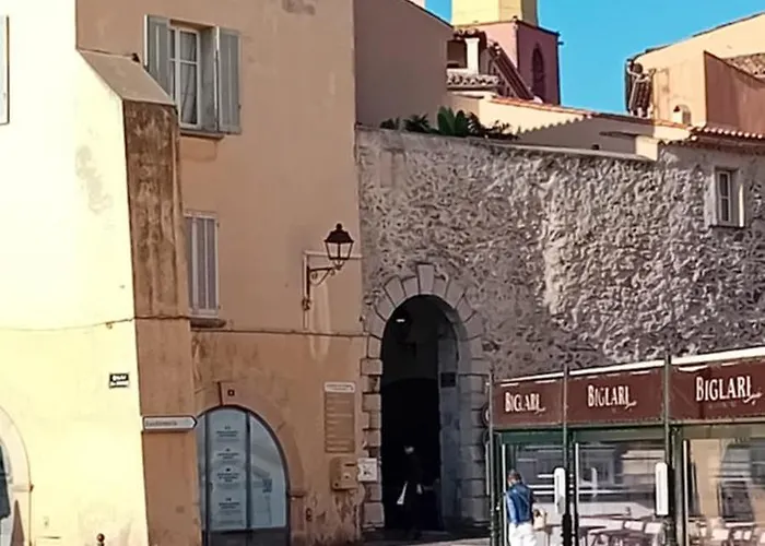 Appartement T2 A La Croix Valmer Piscine Et Tennis