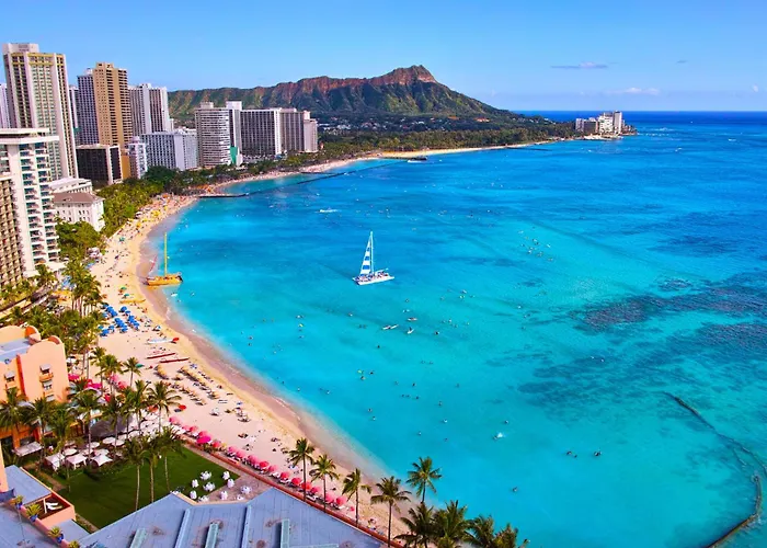 Breezy Condo With Private Lanai, Pool, & Beach Access