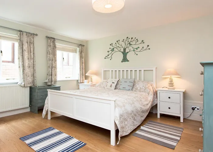 Tappers Quay Apt 2