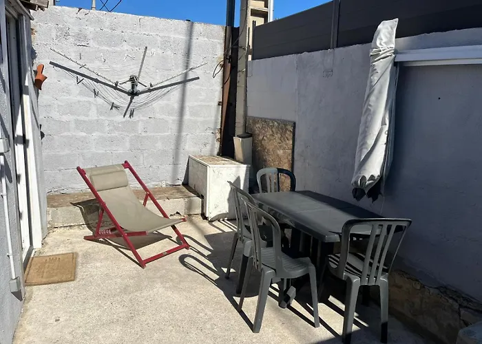 Maisonnette Avec Terrasse Privative