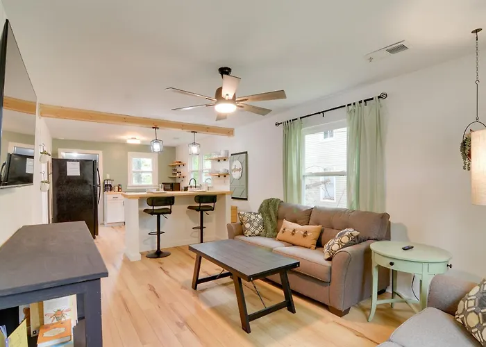 Burnside Vacation Rental, Walk To Lake Cumberland!