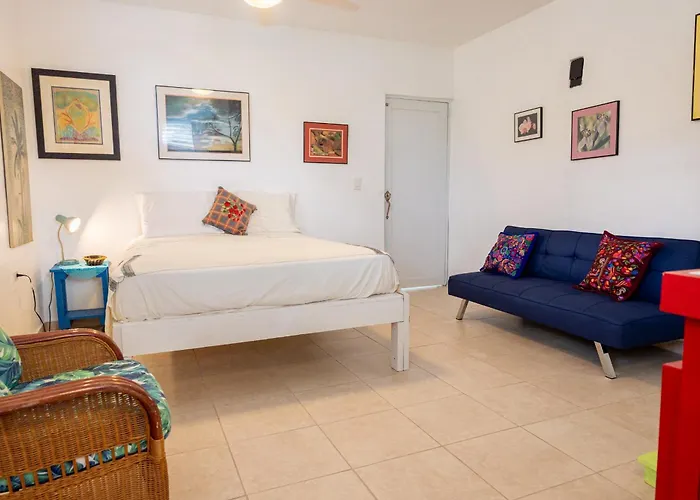 Studio 1 Tinima With Garden Access