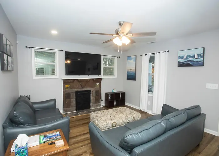 Comfy 3Bd-2Ba Near Colleges,Tanger, Coliseum