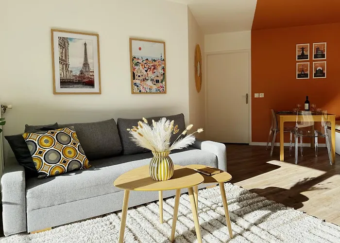 Massy Home, Votre Cocon A 2 Pas Du Rer Et De La Gare Tgv