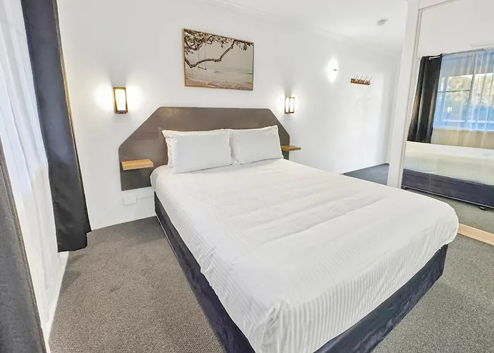 Golden Sands Motor Inn