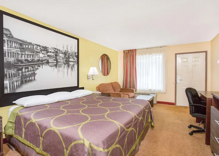 Super 8 By Wyndham Sumter