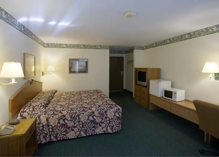 America'S Best Value Inn Litchfield