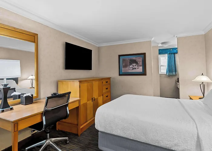 Best Western University Lodge