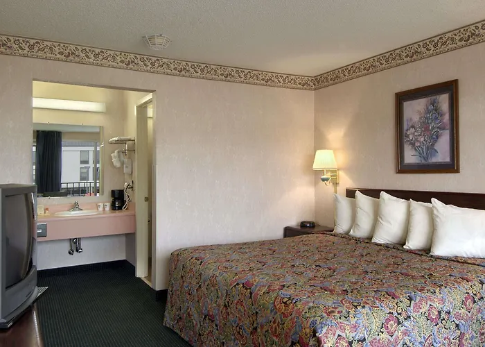 Days Inn By Wyndham Jonesboro Ar
