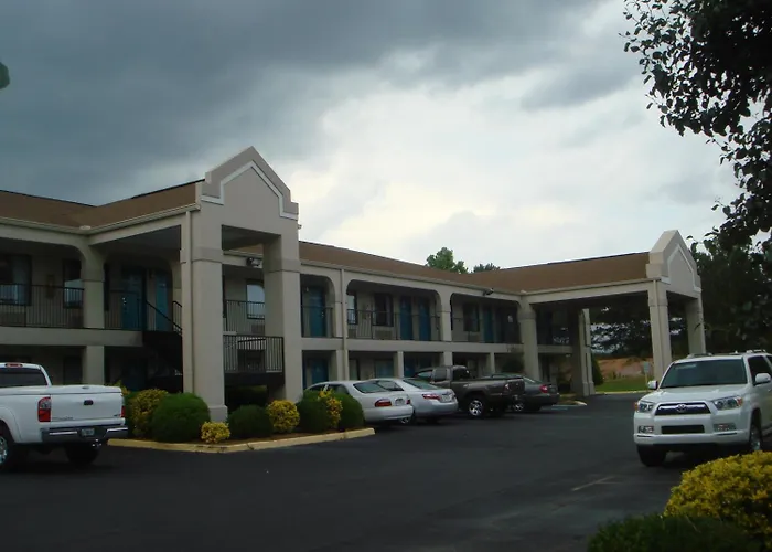 Key West Inn - Roanoke