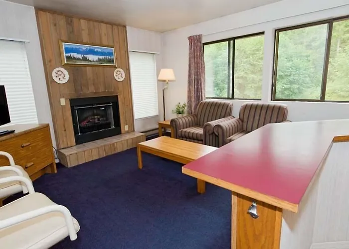 Sequim Bay Lodge