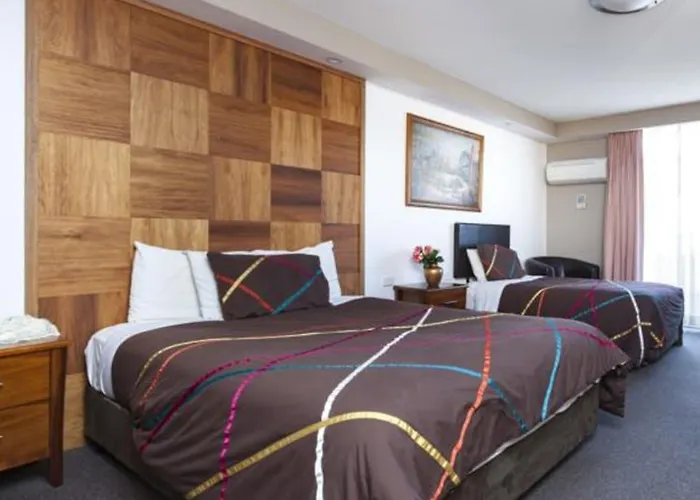 Golden Age Motor Inn