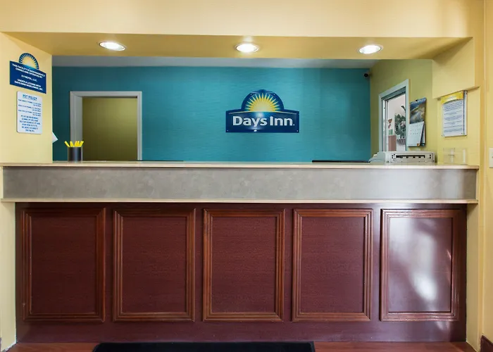 Days Inn By Wyndham Cookeville