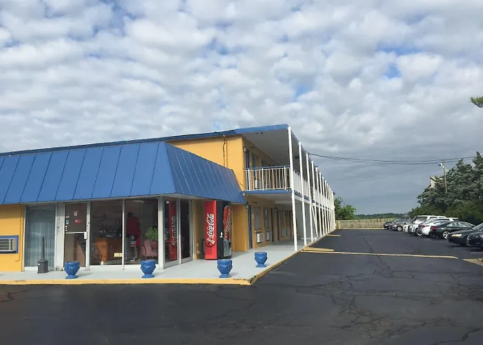 Belmont Inn And Suites