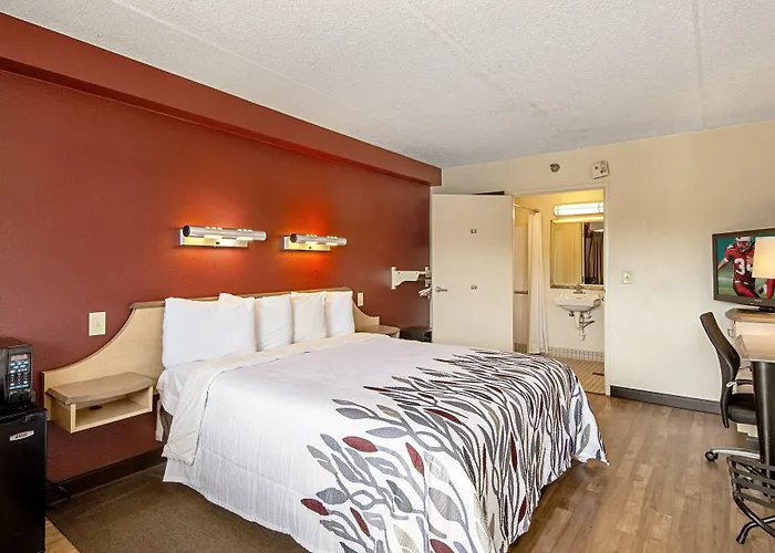 Red Roof Inn Fairmont